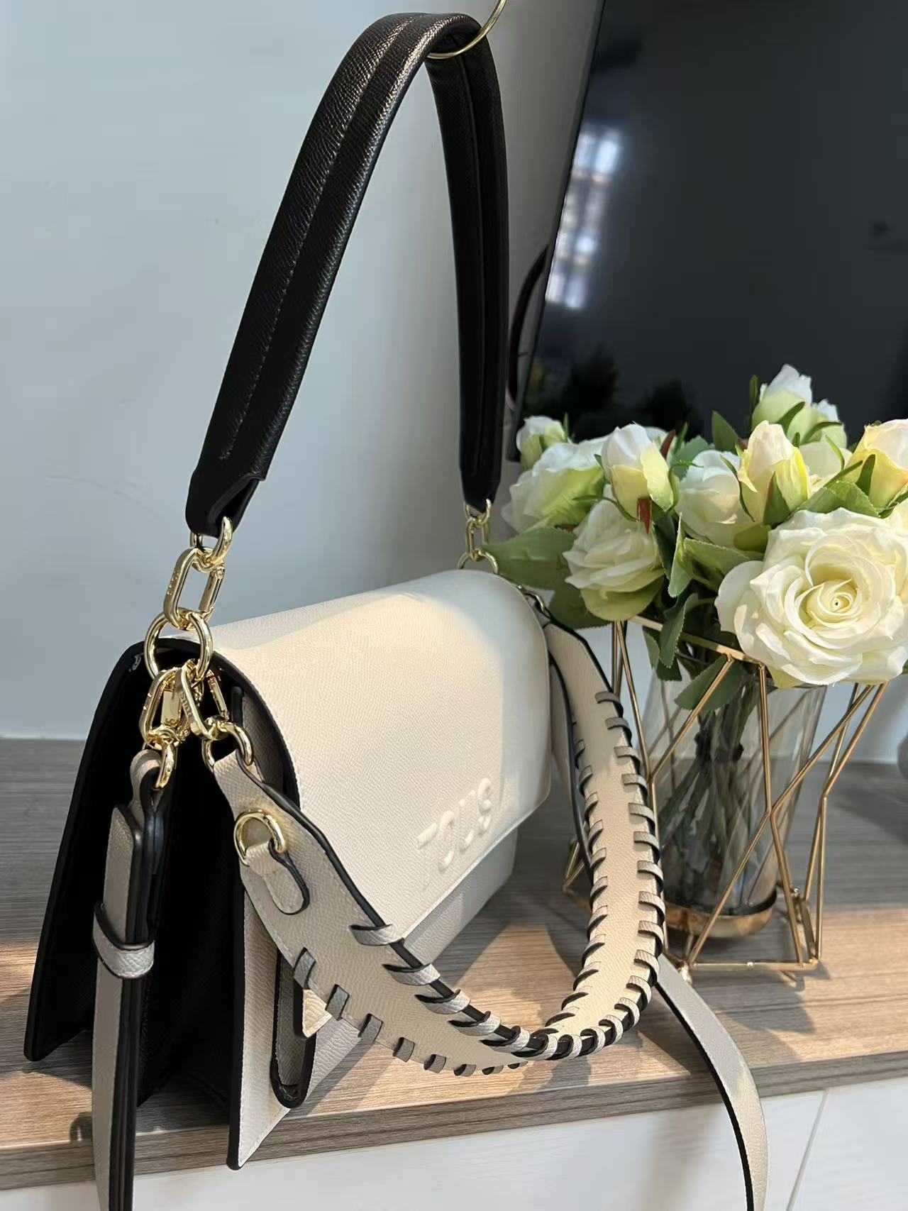 Bag / Quality: 4A / Model:6208