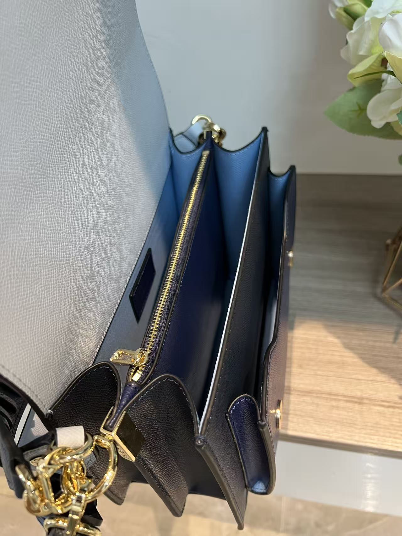 Bag / Quality: 4A / Model:6208