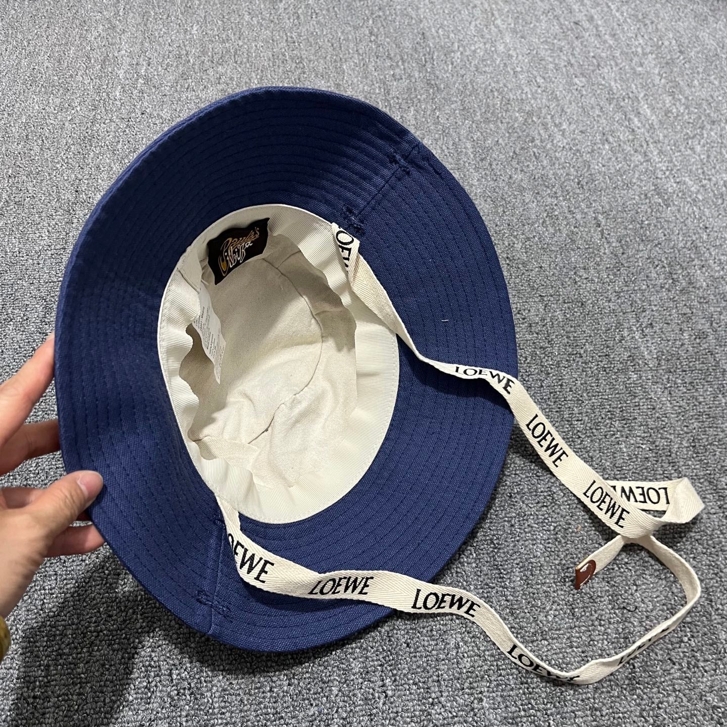 Hat/quality:E14
