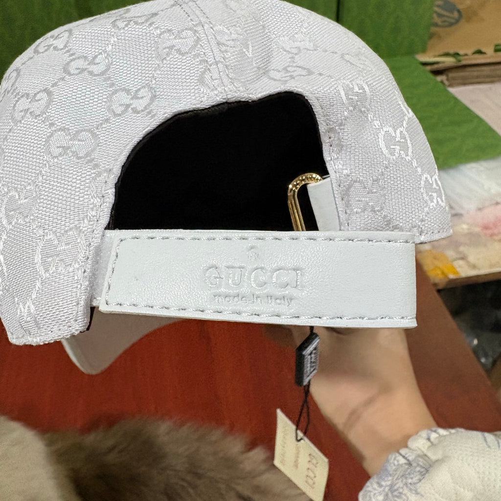 Hat/quality:E15