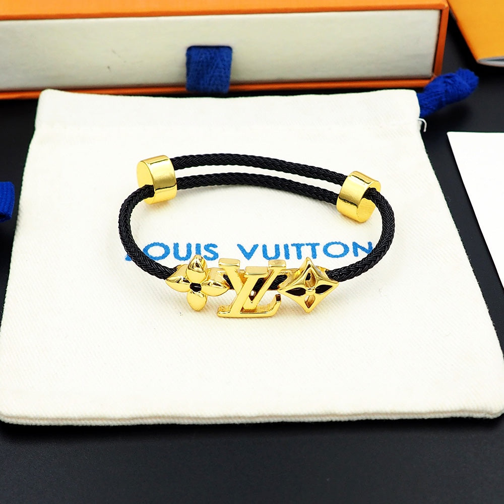 Bracelet; F3