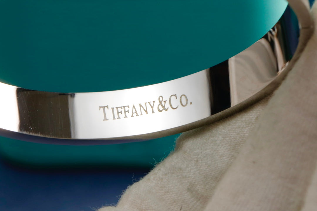 Bracelet: F17