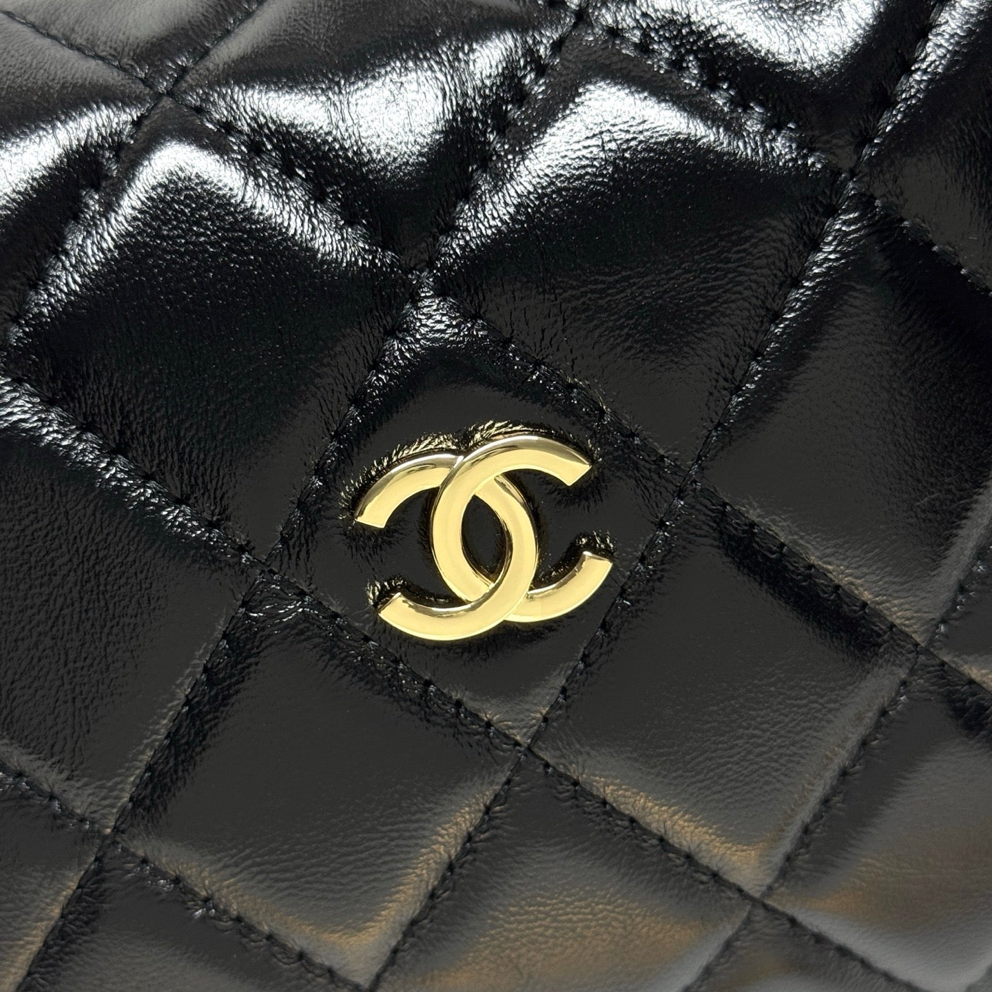 Bag / Quality: 4A / Model:6305