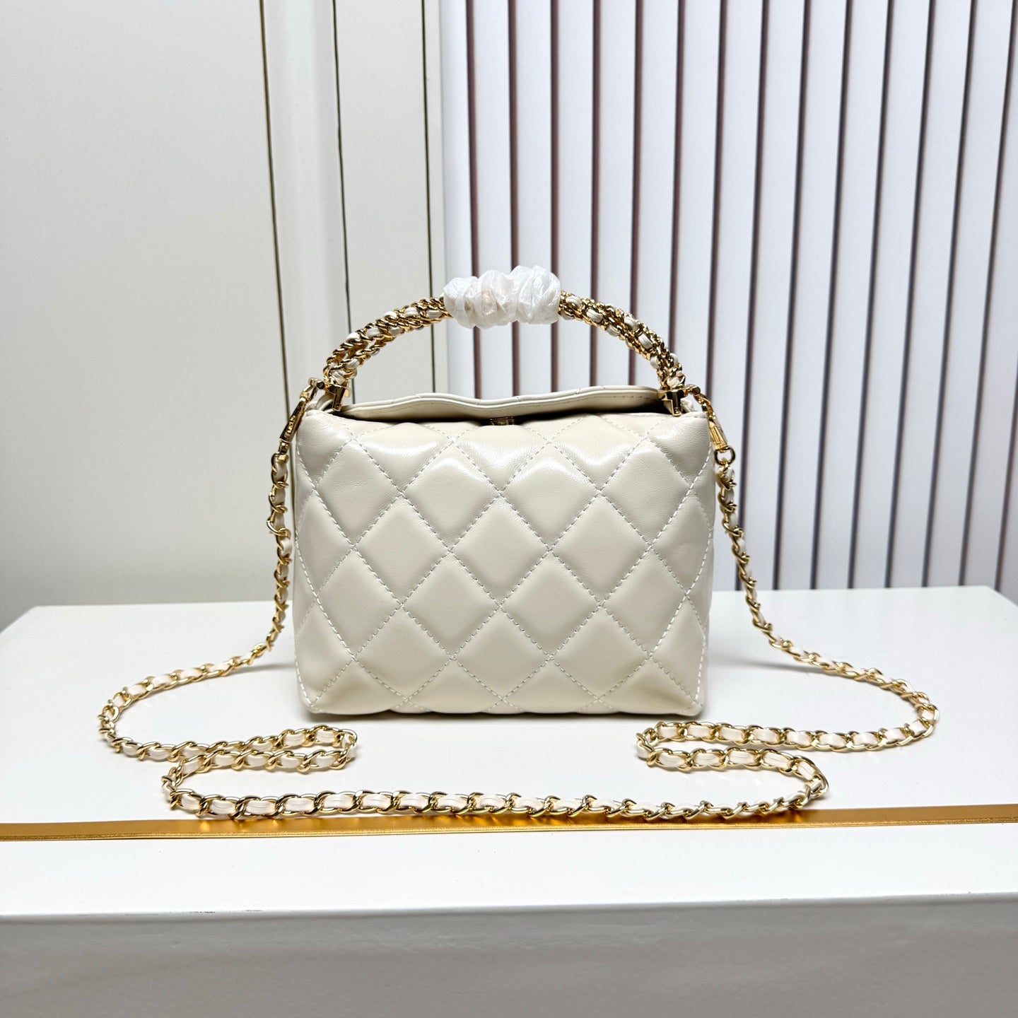 Bag / Quality: 4A / Model:6305