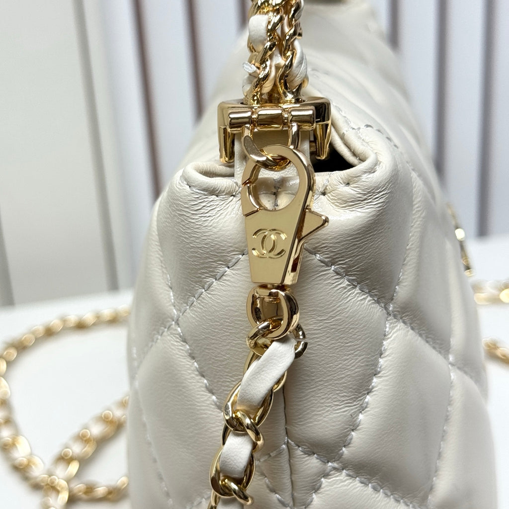 Bag / Quality: 4A / Model:6305