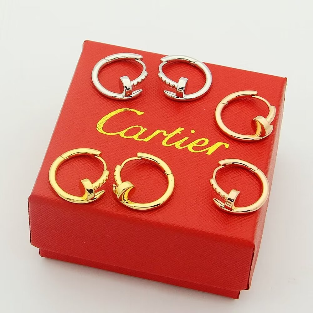 Earrings: F16