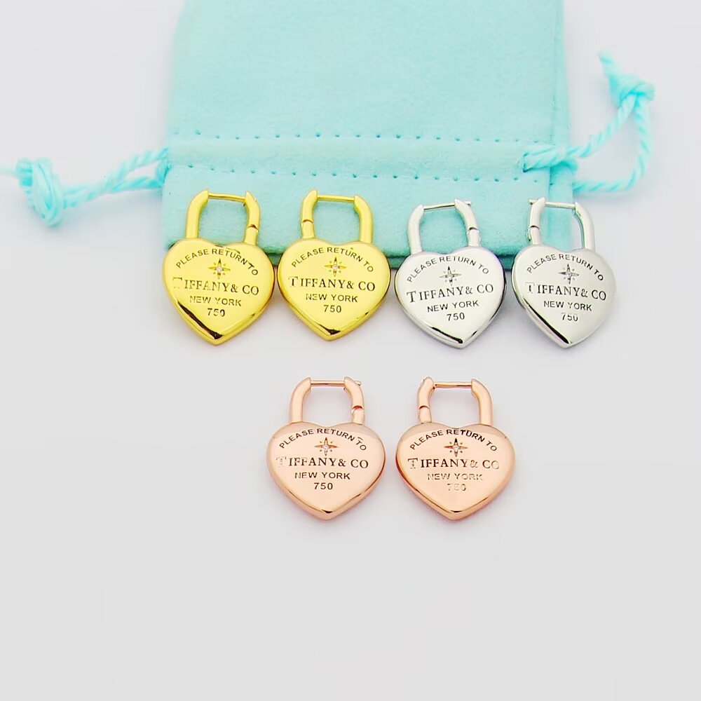 Earrings: F4