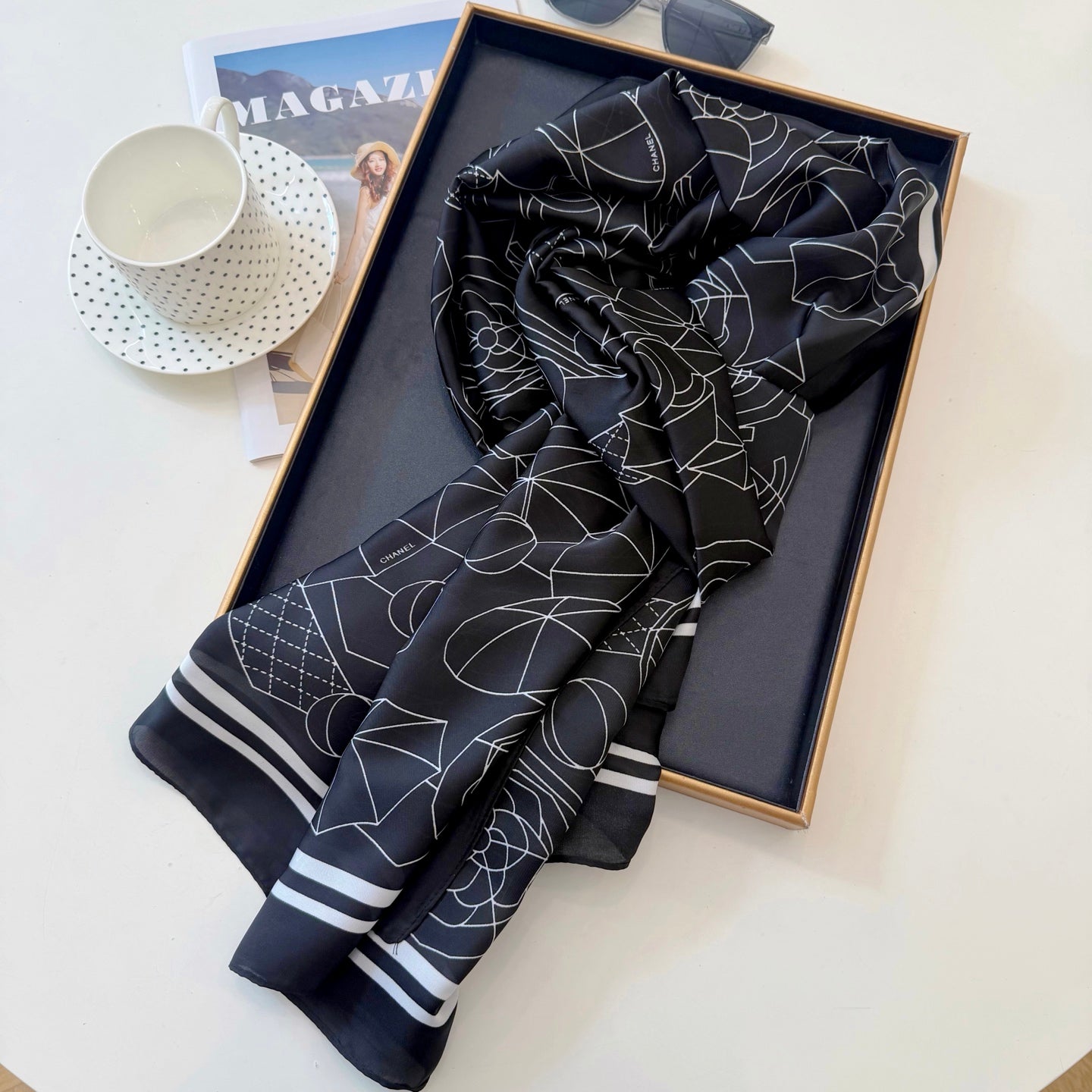 Scarf/Model:A5
