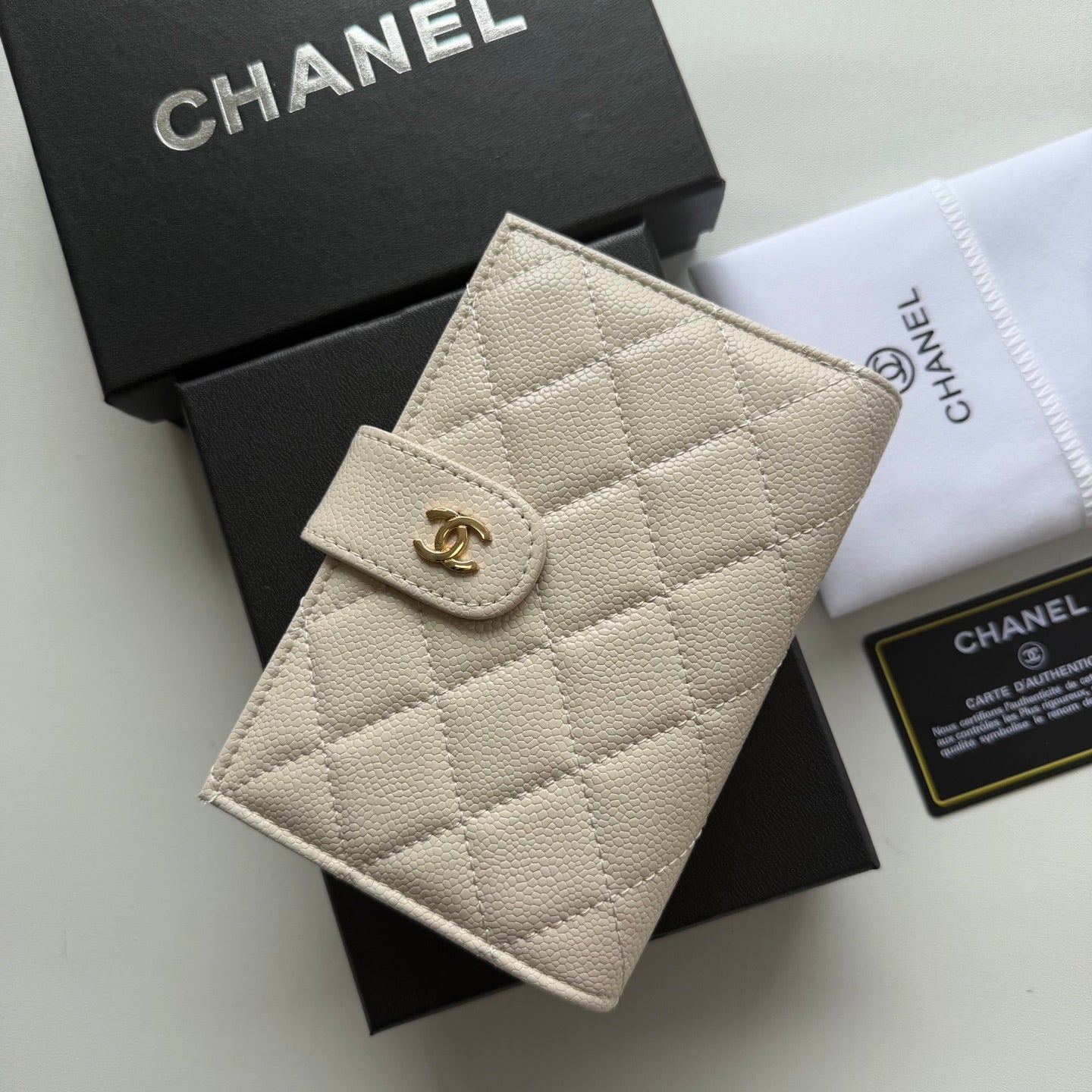 Passport holder / Quality: 4A / Model:8939
