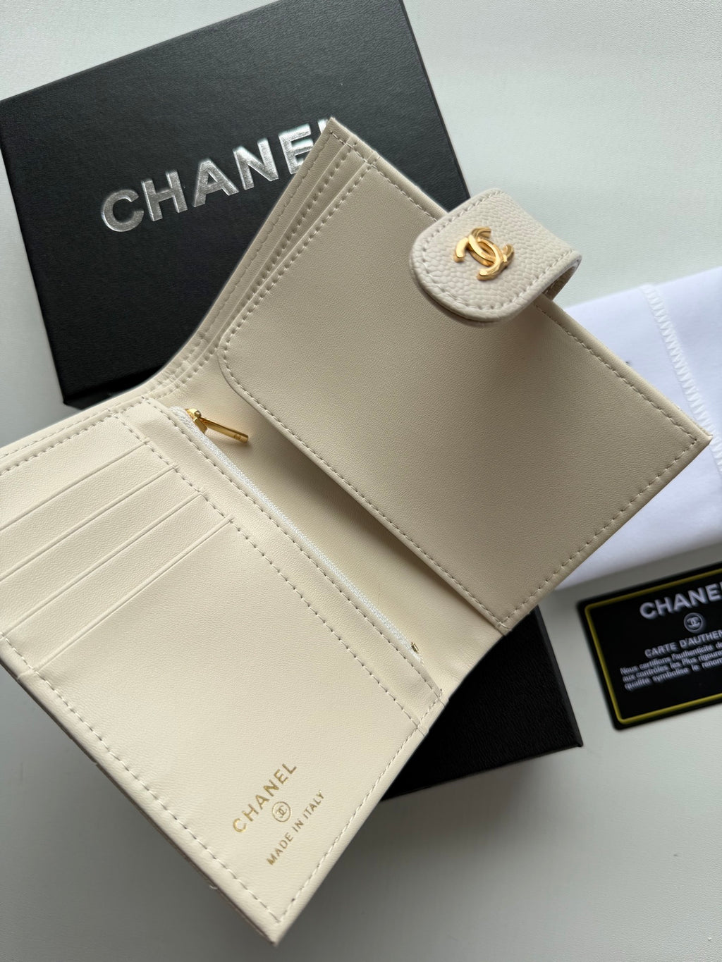Passport holder / Quality: 4A / Model:8939