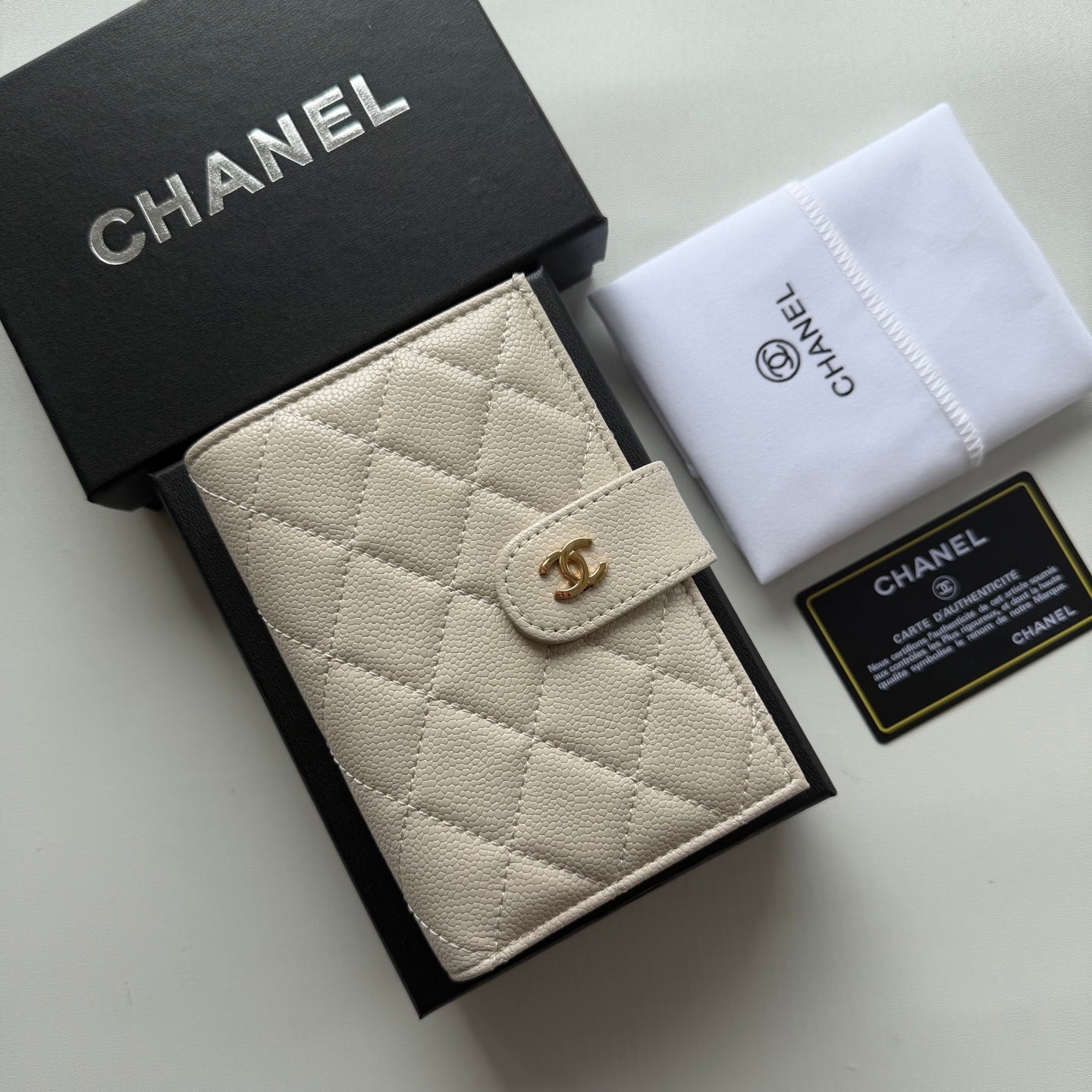 Passport holder / Quality: 4A / Model:8939