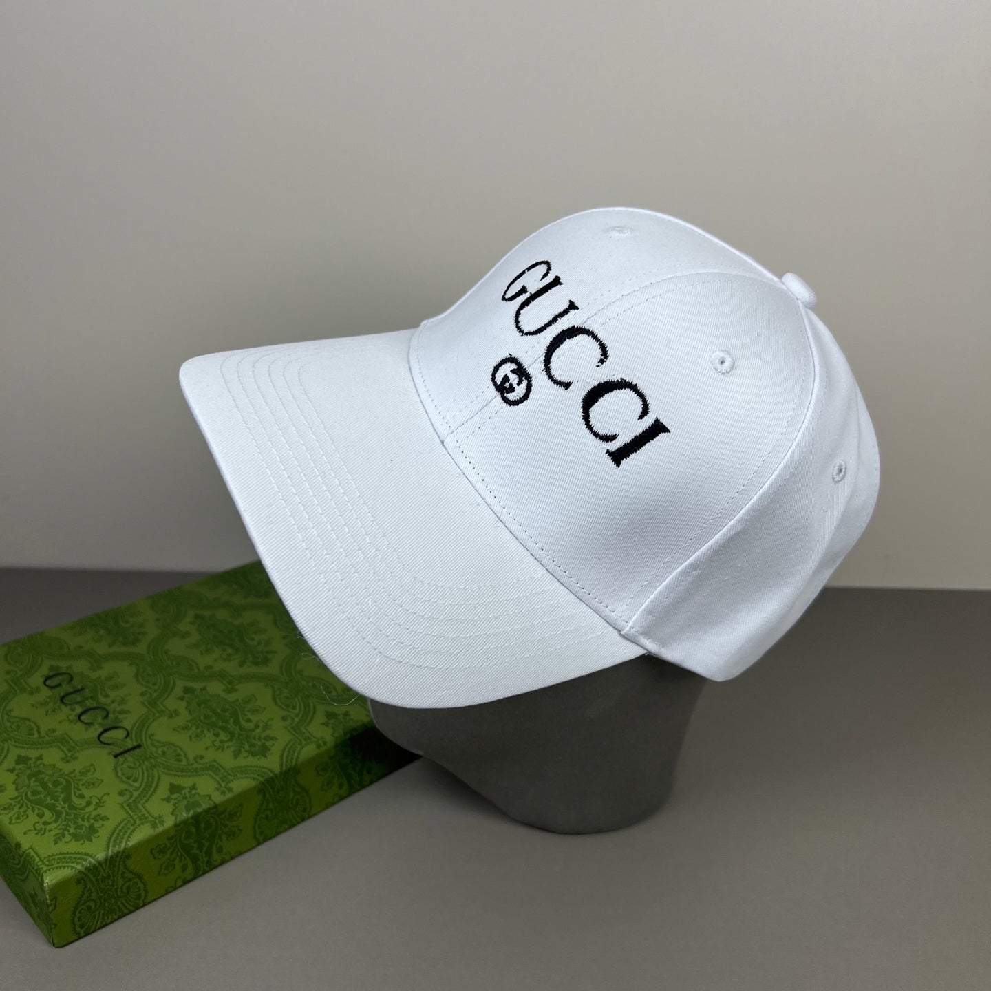 Hat/quality:E2