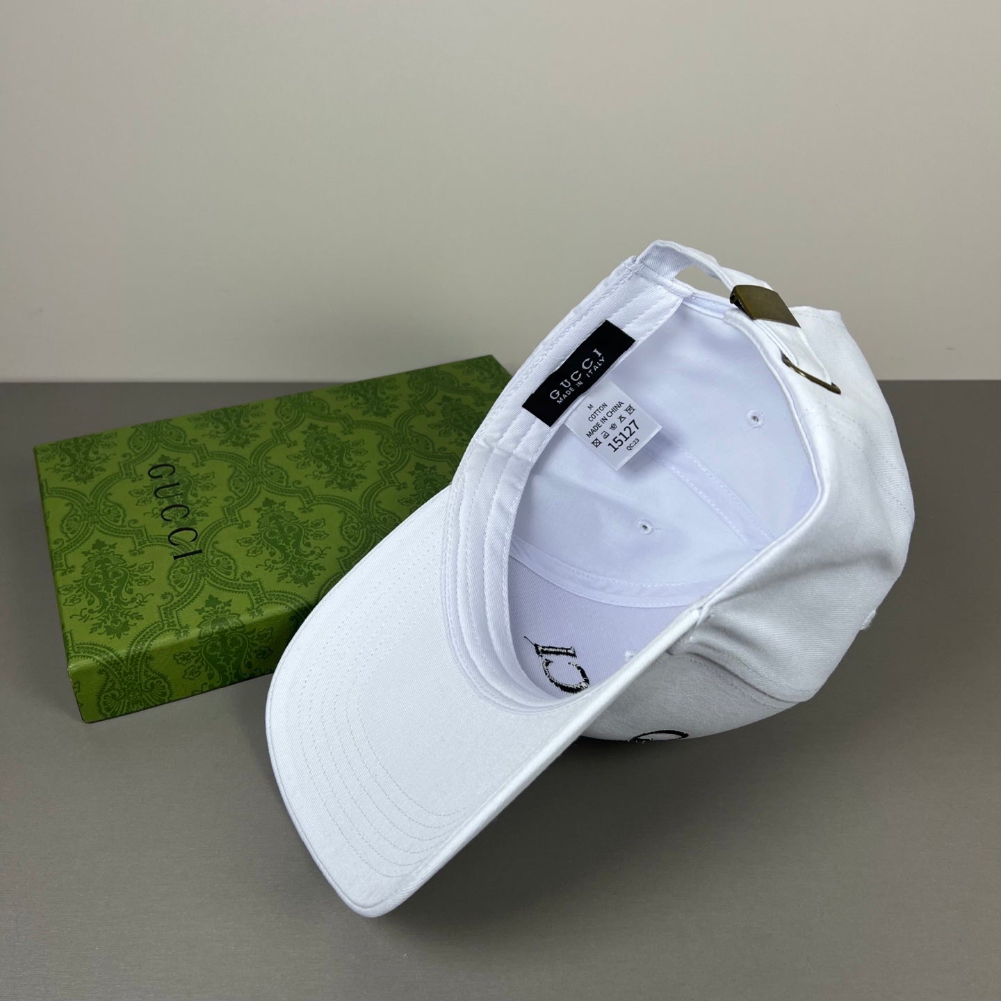 Hat/quality:E2
