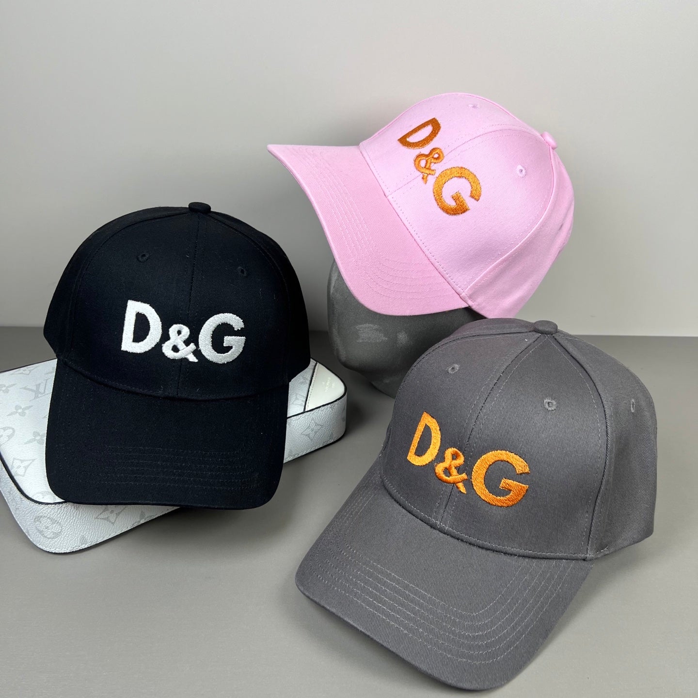 Hat/quality:E4