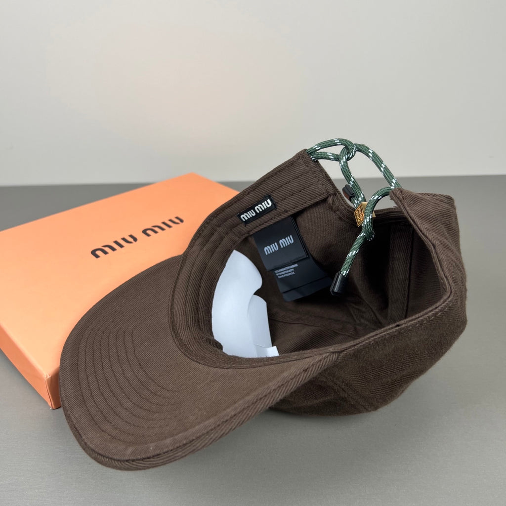 Hat/quality:E10