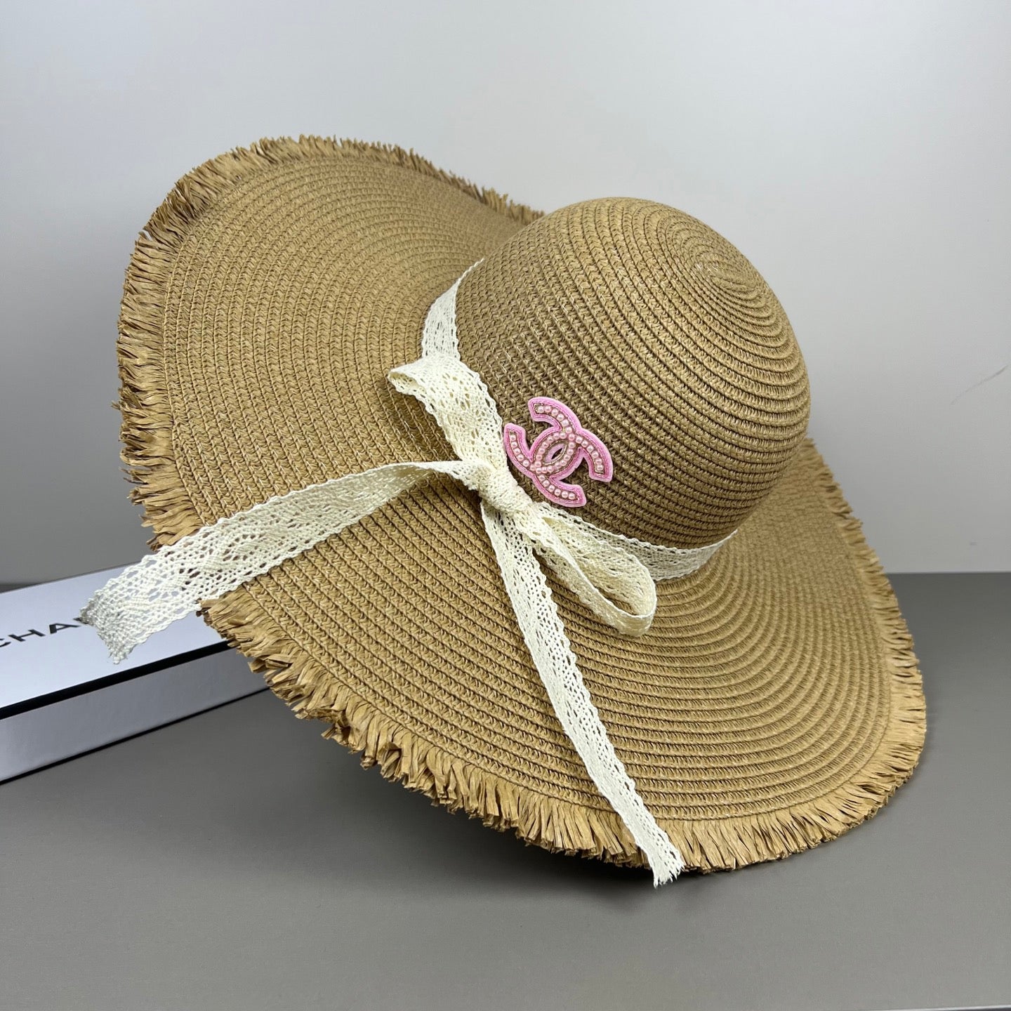 Hat/quality:E11