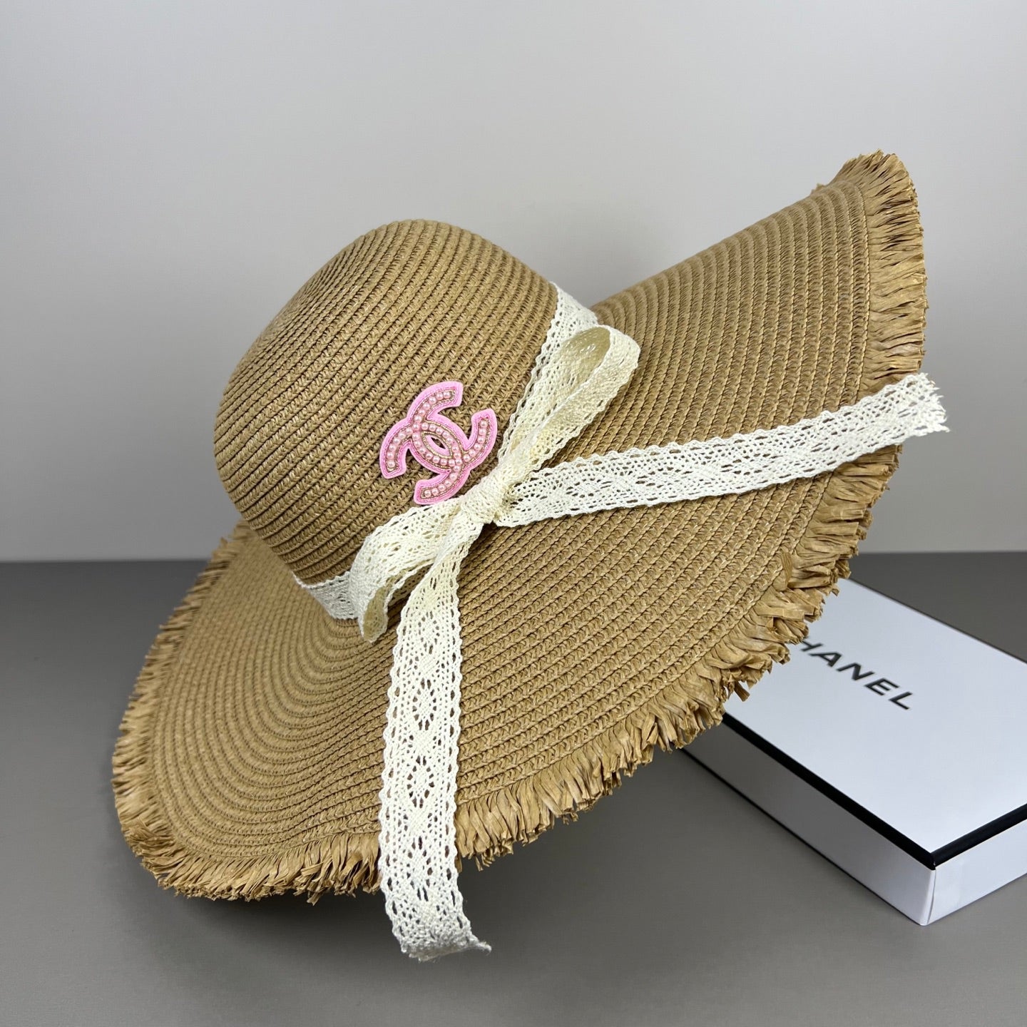 Hat/quality:E11
