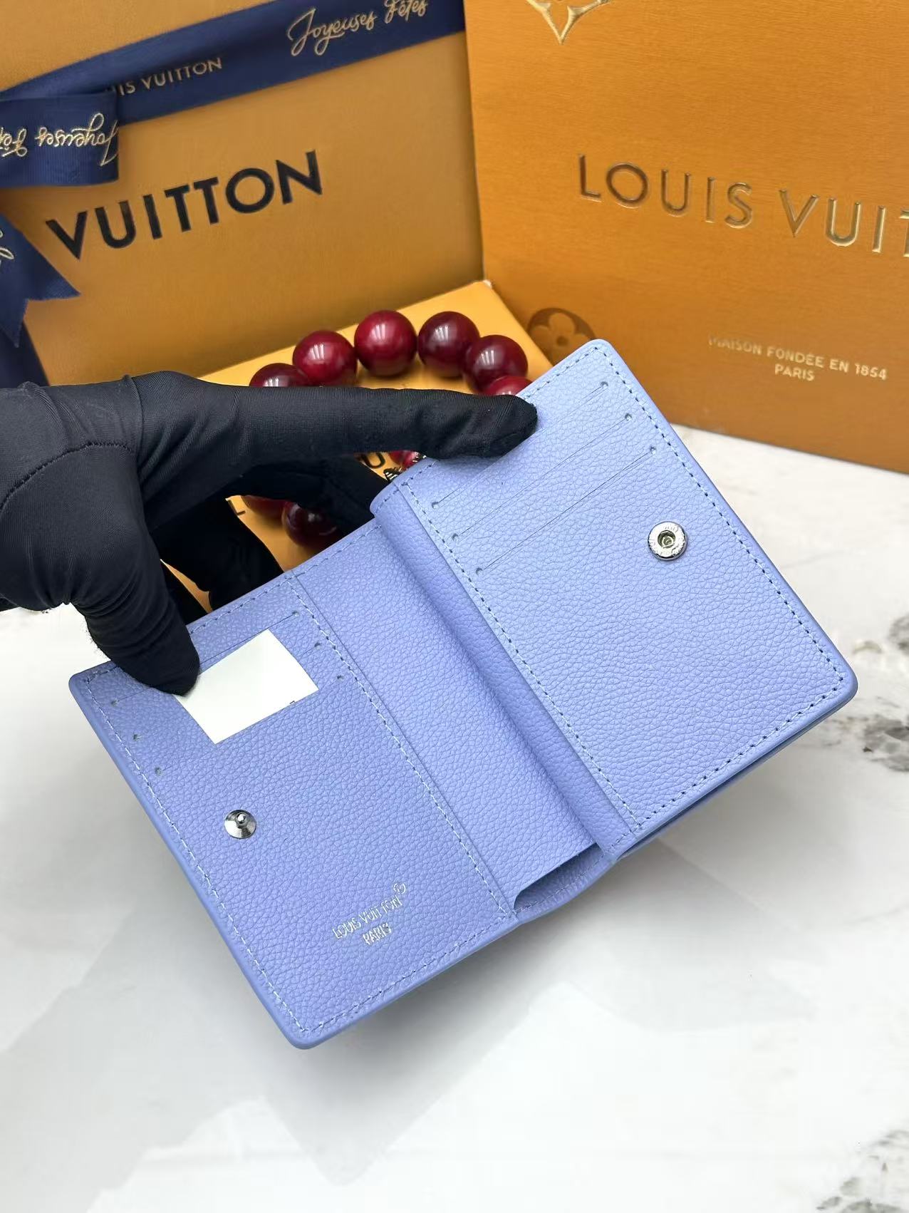 Wallet / Quality: 4A / Model:M80152
