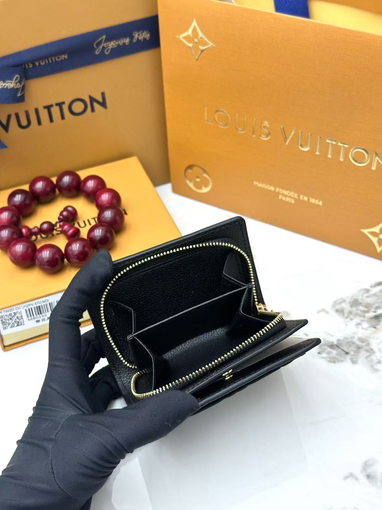 Wallet / Quality: 4A / Model:M80152