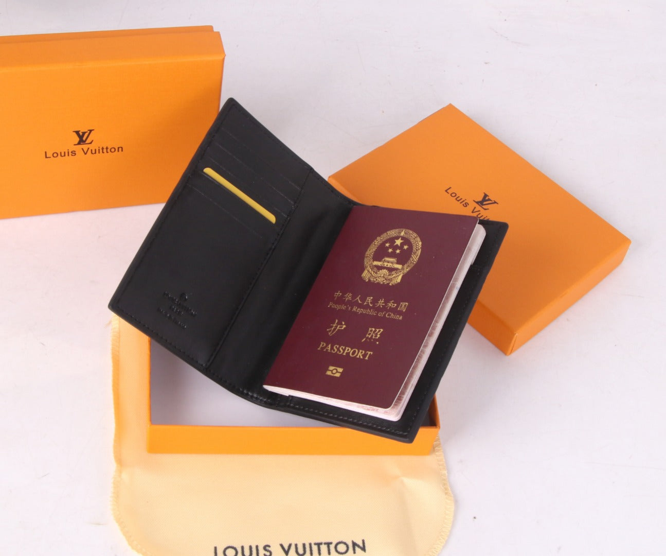 Passport holder / Quality: 4A / Model:8670